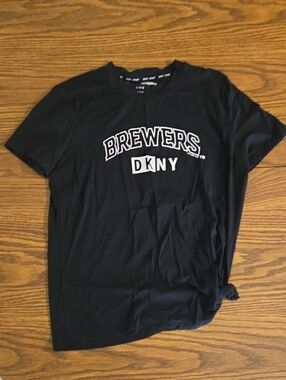 DKNY Black Brewers Graphic Short-Sleeve Tee